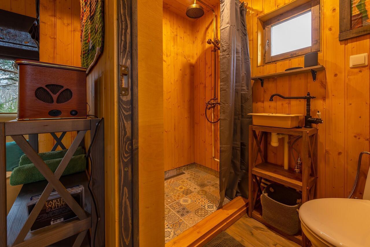 Sambliku Treehouse Villa Jogisoo Buitenkant foto