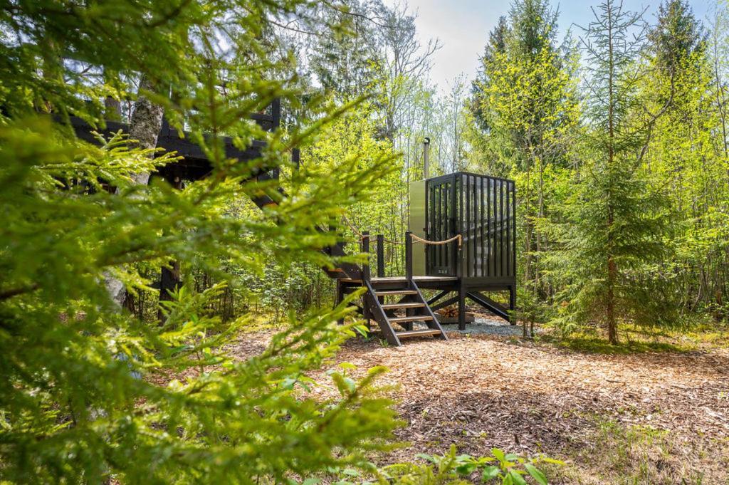 Sambliku Treehouse Villa Jogisoo Buitenkant foto